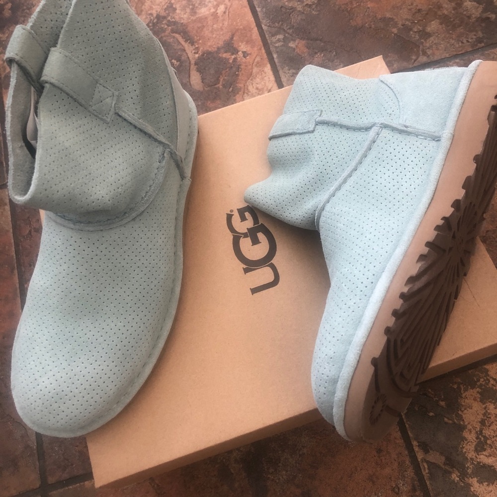 Ugg unlined summer boots size 8